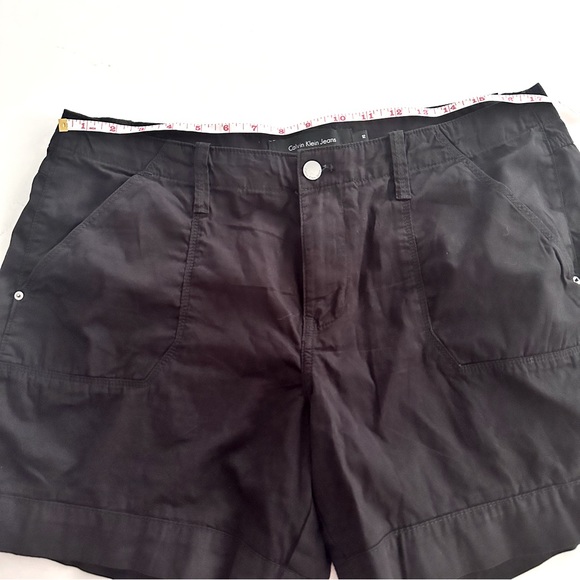 Women’s Calvin Klein Jeans Short in Black, Size 12 - Picture 3 of 9